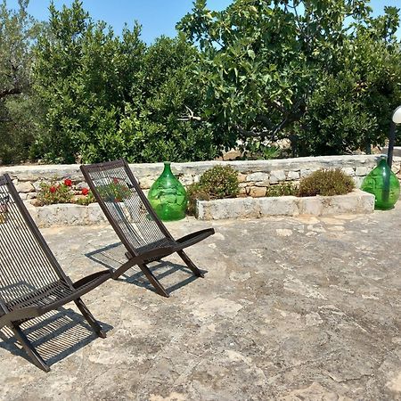 アルベロベッロ Trullo Monte Del Saleゲストハウス エクステリア 写真