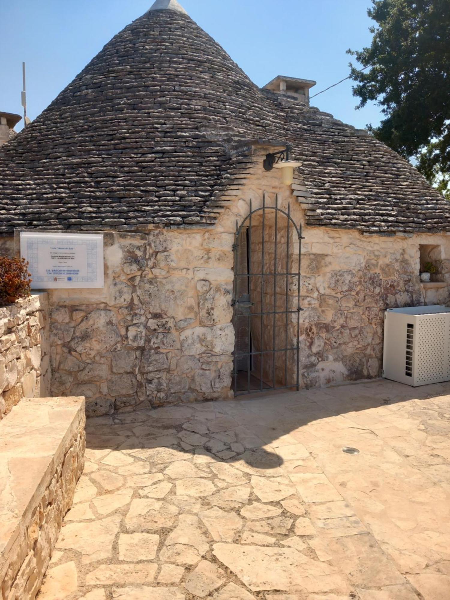 アルベロベッロ Trullo Monte Del Saleゲストハウス エクステリア 写真