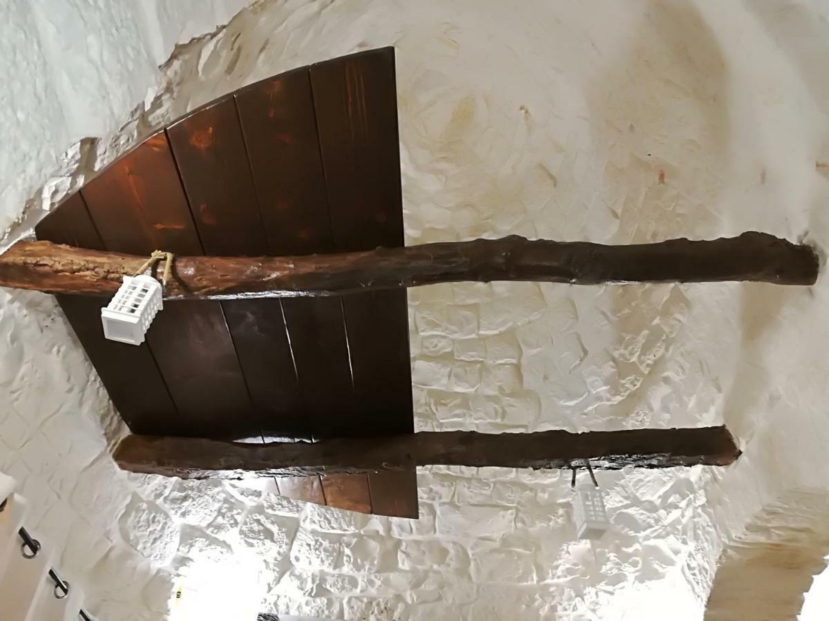 アルベロベッロ Trullo Monte Del Saleゲストハウス エクステリア 写真