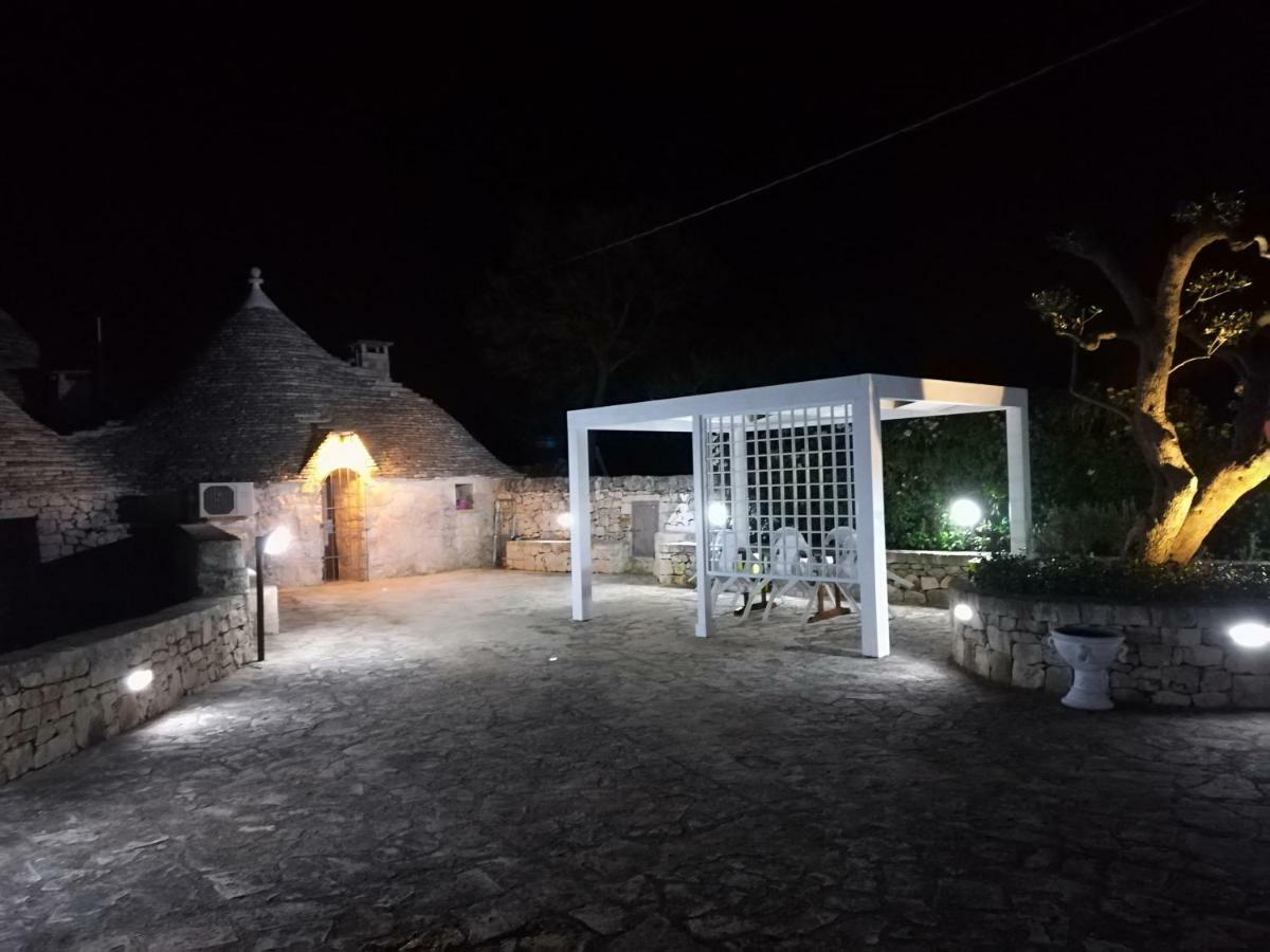 アルベロベッロ Trullo Monte Del Saleゲストハウス エクステリア 写真