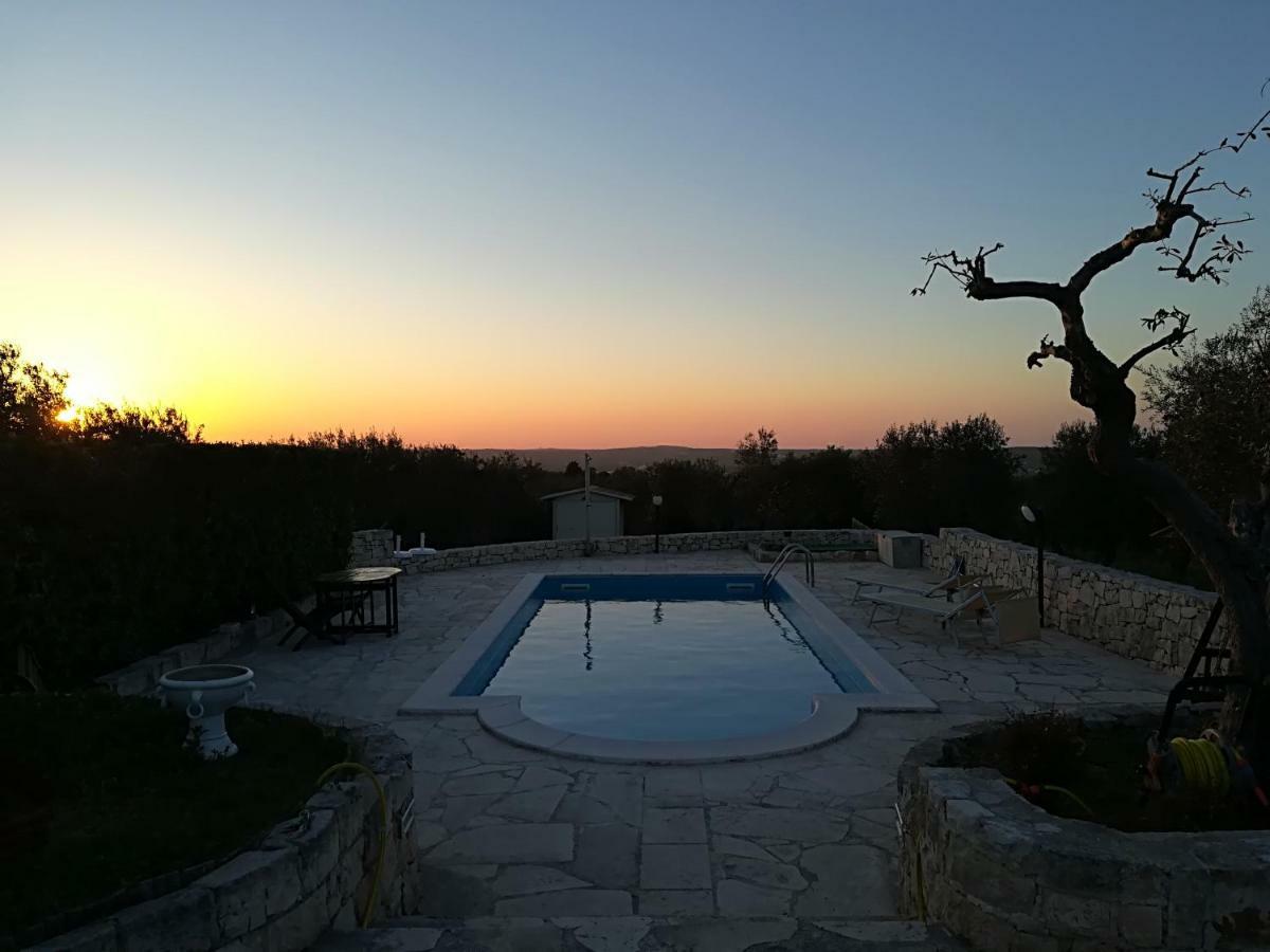 アルベロベッロ Trullo Monte Del Saleゲストハウス エクステリア 写真